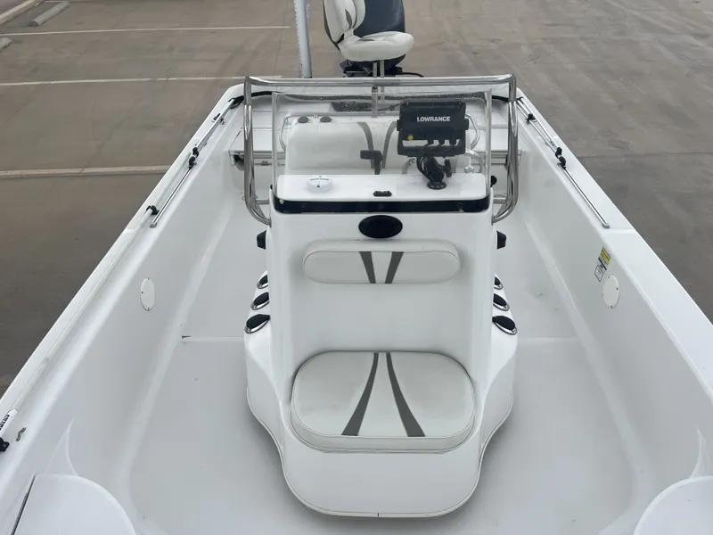 Slide: The Image of Ranger 2300 Bay 2005 - 22