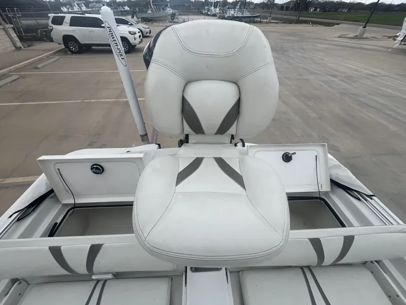 Slide: The Image of Ranger 2300 Bay 2005 - 28