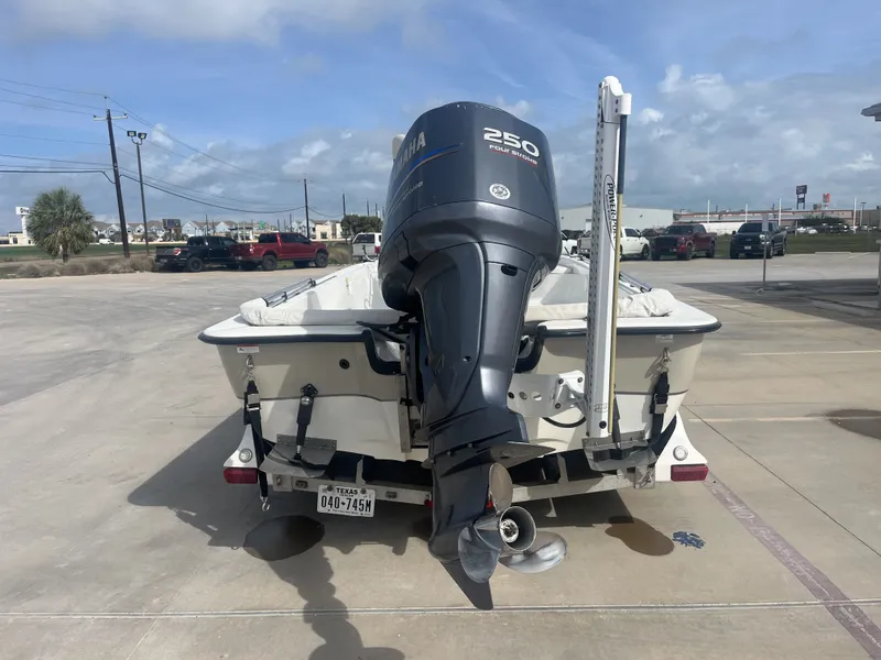 Slide: The Image of Ranger 2300 Bay 2005 - 9