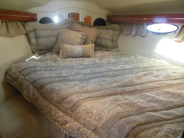 Slide: The Image of Rinker 360 Express Cruiser 2006 - 11
