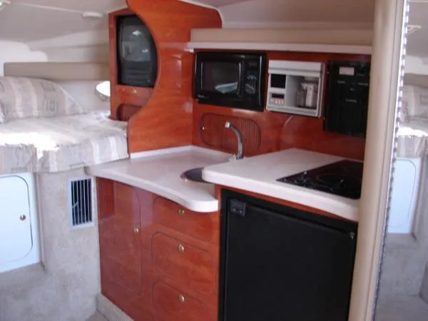 Slide: The Image of Rinker Fiesta Vee 310 Express Cruiser 2003 - 4