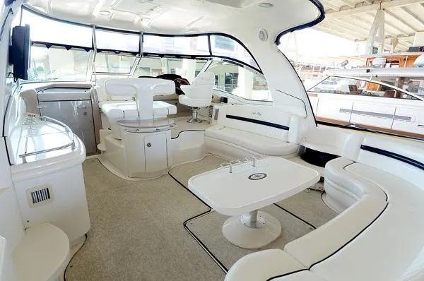 Slide: The Image of Sea Ray Sundancer 2004 - 5