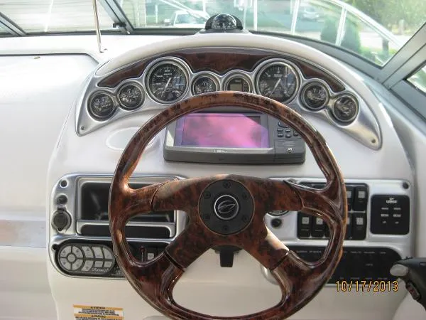 Slide: The Image of Crownline Boats 250 CR Express 2005 - 2