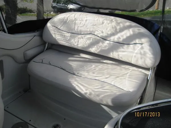 Slide: The Image of Crownline Boats 250 CR Express 2005 - 6