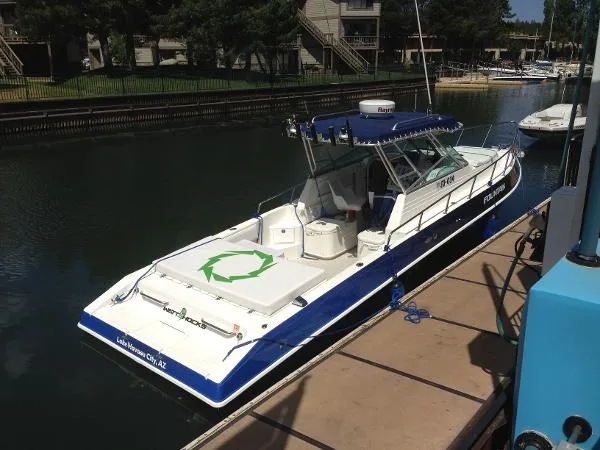 Slide: The Image of Fountain 32 Sportfish Cruiser IO 1997 - 0
