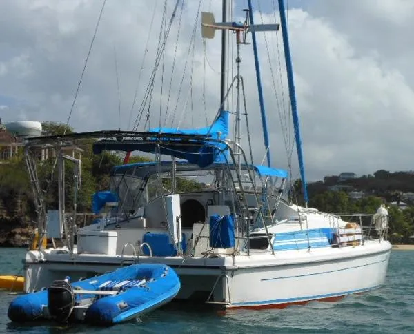 Slide: The Image of Prout Snowgoose 37 Elite 1993 - 5