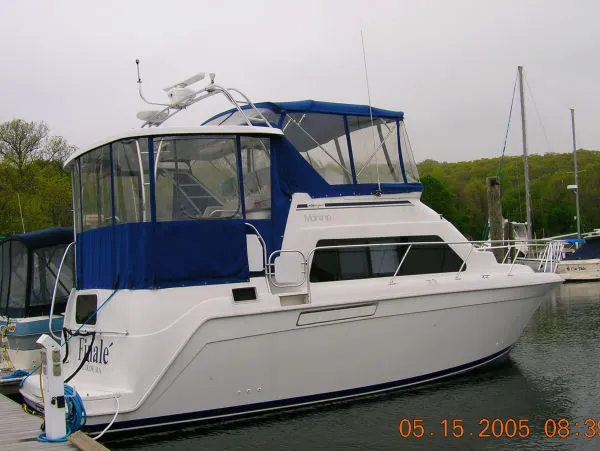 Slide: The Image of Mainship 34 Motor Yacht 1996 - 1