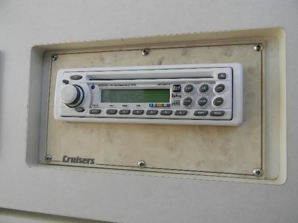 Slide: The Image of CRUISERS YACHT 3575 Express BR5003 1997 - 6
