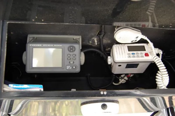 Slide: The Image of Regulator Marine 23 w/ 4-Strokes 1995 - 5