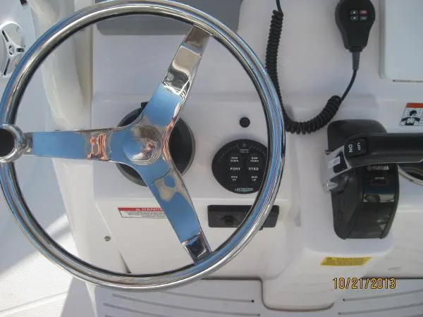 Slide: The Image of Everglades 210CC with Trailer 2011 - 6