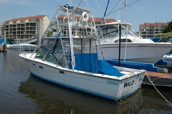 Slide: The Image of Topaz 28 Sportfish (repowered) 1981 - 1