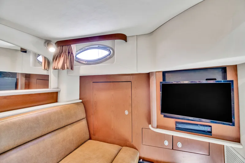 Slide: The Image of Sea Ray 44 Sundancer 2007 - 107