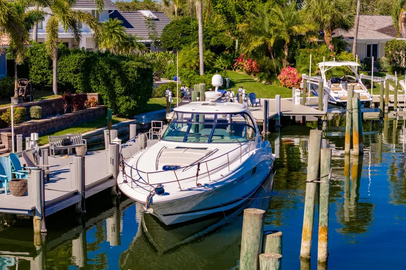 Slide: The Image of Sea Ray 44 Sundancer 2007 - 18