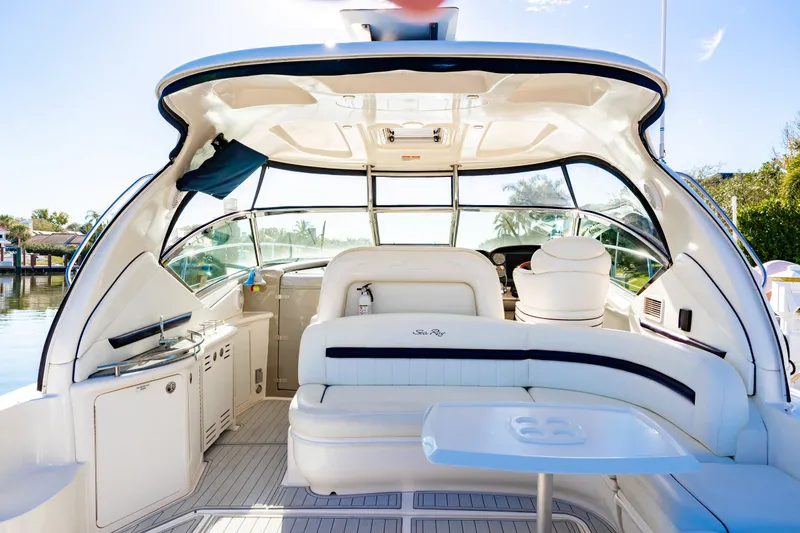 Slide: The Image of Sea Ray 44 Sundancer 2007 - 27