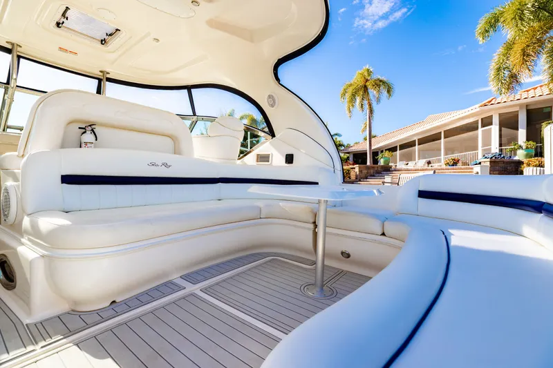 Slide: The Image of Sea Ray 44 Sundancer 2007 - 28