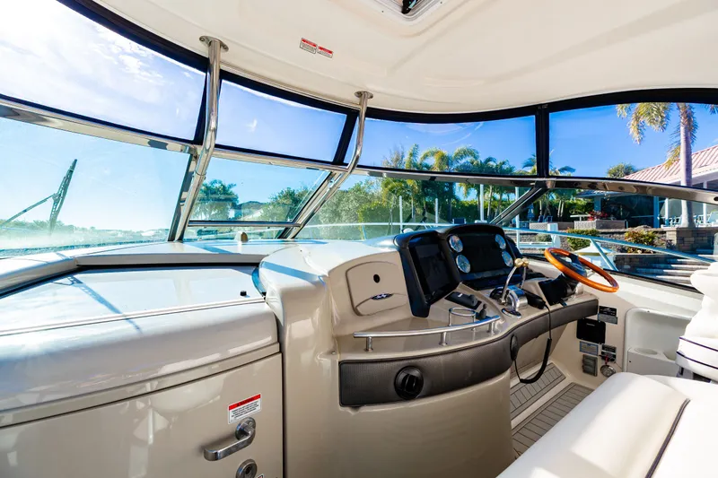 Slide: The Image of Sea Ray 44 Sundancer 2007 - 33