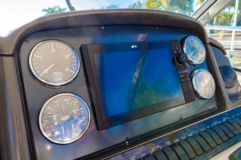 Slide: The Image of Sea Ray 44 Sundancer 2007 - 45