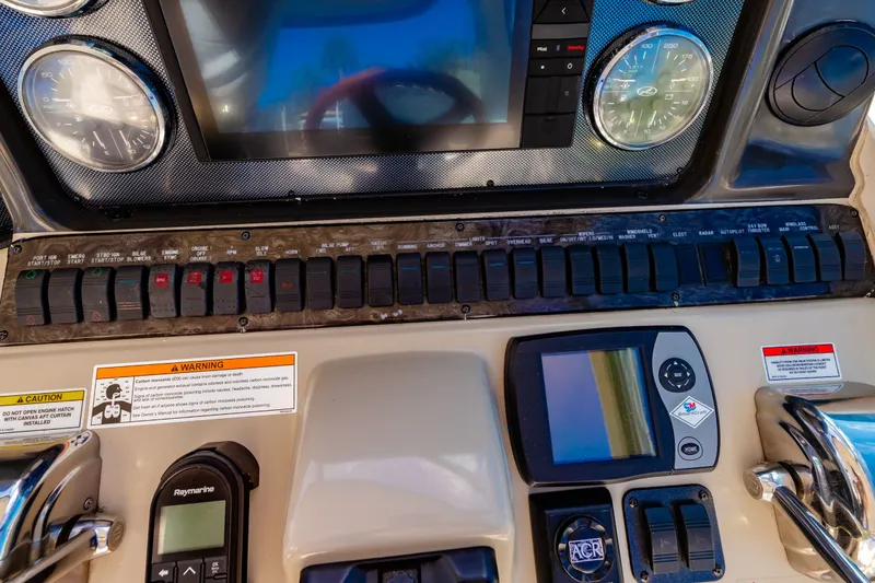 Slide: The Image of Sea Ray 44 Sundancer 2007 - 46