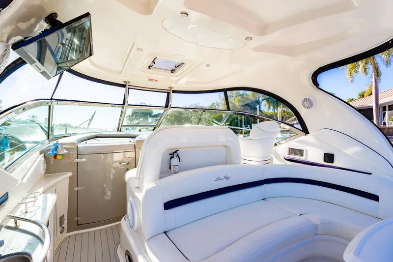 Slide: The Image of Sea Ray 44 Sundancer 2007 - 55