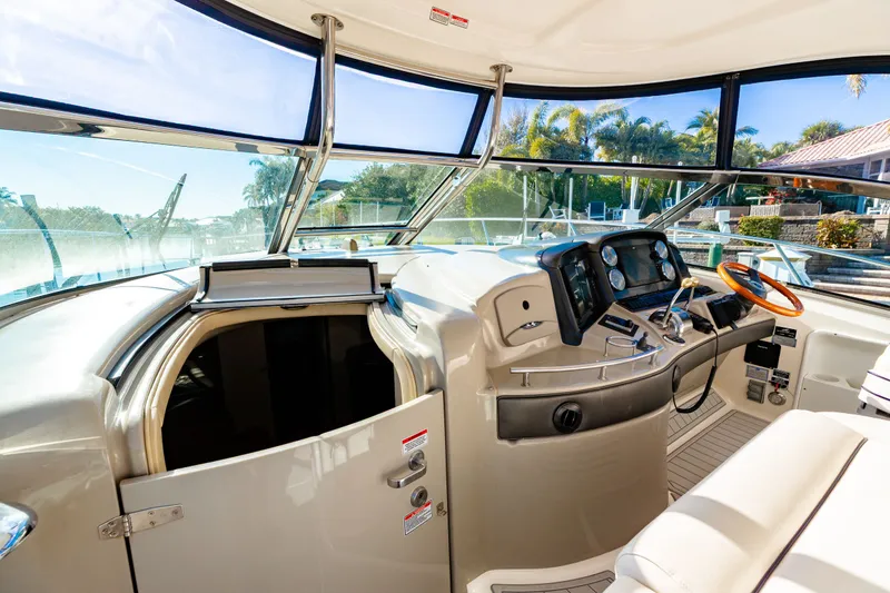Slide: The Image of Sea Ray 44 Sundancer 2007 - 56