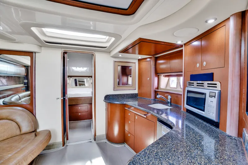 Slide: The Image of Sea Ray 44 Sundancer 2007 - 60