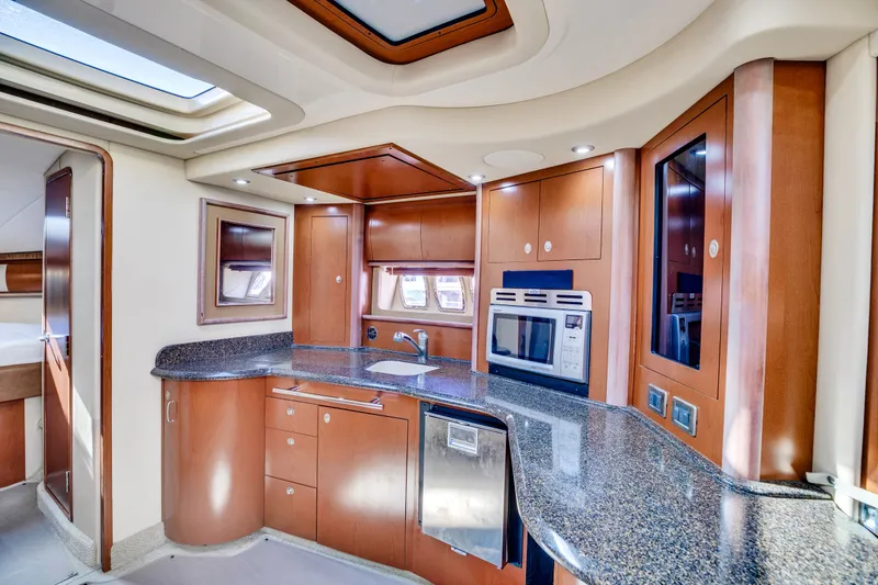 Slide: The Image of Sea Ray 44 Sundancer 2007 - 61