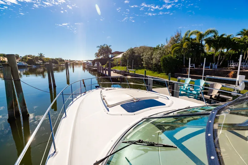 Slide: The Image of Sea Ray 44 Sundancer 2007 - 90