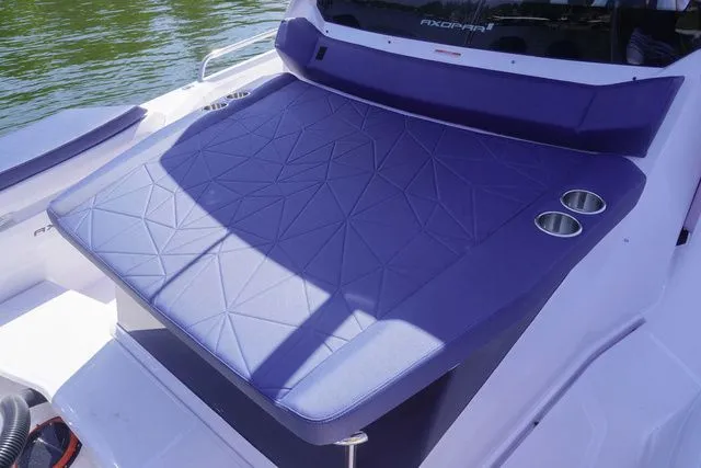 Slide: The Image of Axopar 29 XC Cross Cabin 2025 - 19