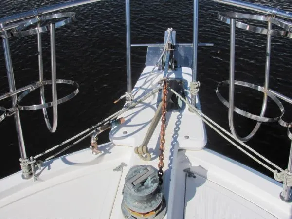 Slide: The Image of Symbol 48 Cockpit Motor Yacht 1989 - 2