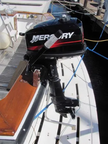 Slide: The Image of Symbol 48 Cockpit Motor Yacht 1989 - 5