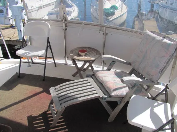 Slide: The Image of Symbol 48 Cockpit Motor Yacht 1989 - 7