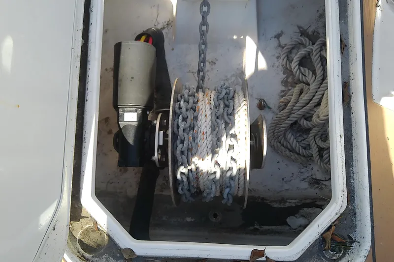 Slide: The Image of Anchor winch system on 2019 Floe Craft 3950C Aquafina boat. - 53