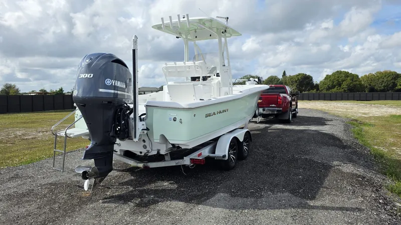 Slide: The Image of 2015 Sea Hunt BX 24 BR boat on trailer with Yamaha engine. - 6