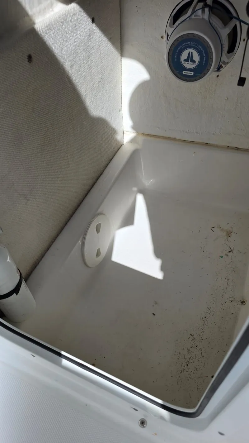 Slide: The Image of Interior of a 2015 Sea Hunt BX 24 BR boat. - 8