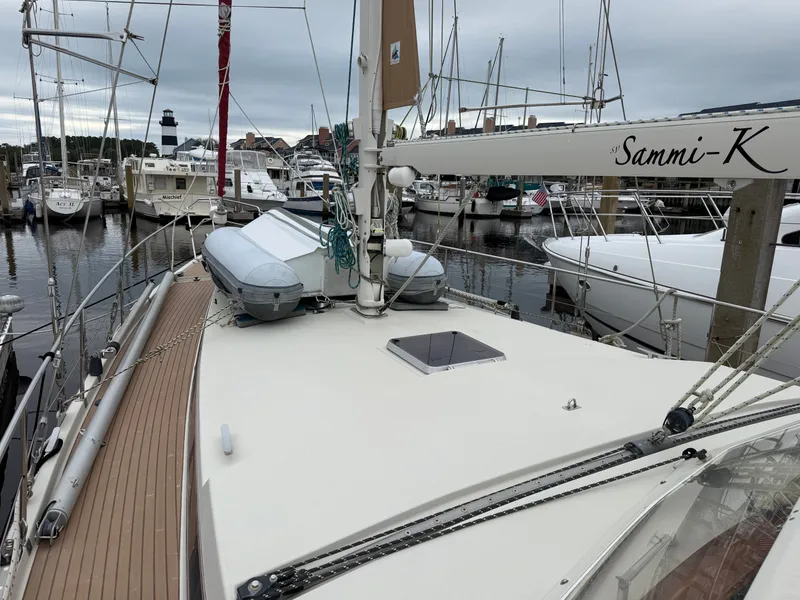 Slide: The Image of Amel Super Maramu 2000 2001 - 12