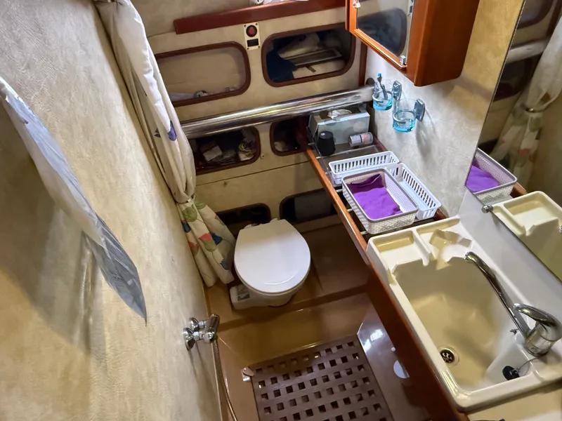 Slide: The Image of Amel Super Maramu 2000 2001 - 25