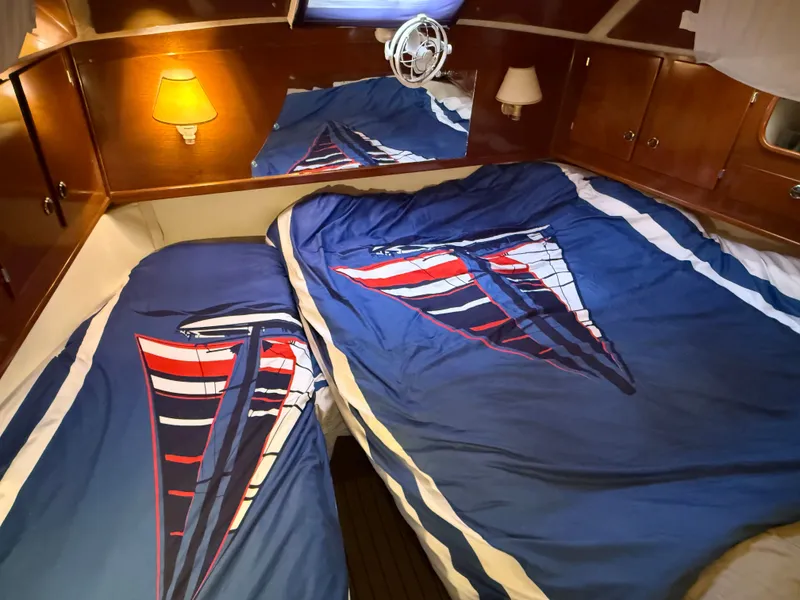 Slide: The Image of Amel Super Maramu 2000 2001 - 26