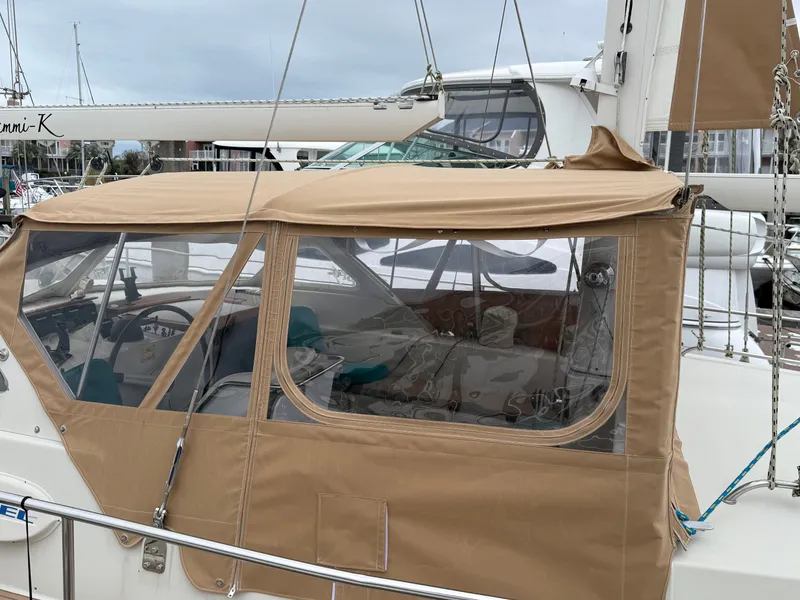 Slide: The Image of Amel Super Maramu 2000 2001 - 7