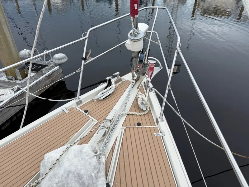 Slide: The Image of Amel Super Maramu 2000 2001 - 8