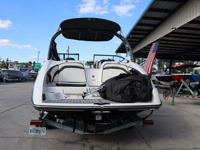 Slide: The Image of Yamaha 242 Limited S 2016 - 4