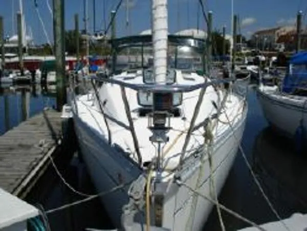 Slide: The Image of Beneteau Oceanis 352 1998 - 8