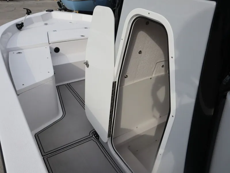 Slide: The Image of Action Craft 24 Coastal Bay 2026 - 13