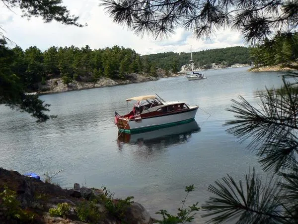 Slide: The Image of Chris-Craft 24 Sedan Fly-Bridge 1957 - 0
