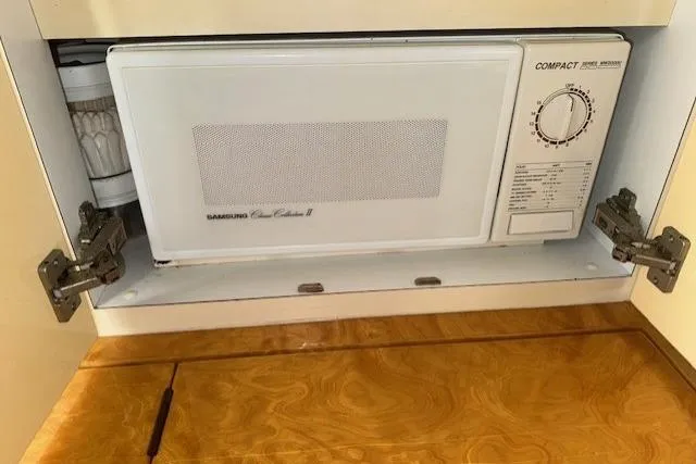 Slide: The Image of Built-in Samsung microwave in Sunseeker Apache 45 yacht, 1994 model. - 19