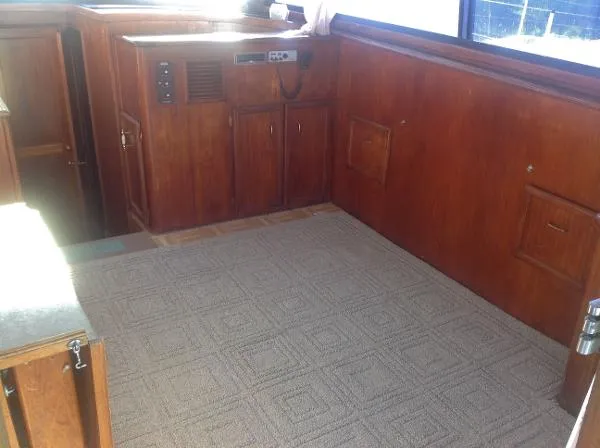 Slide: The Image of Egg Harbor 33 Sport Fisher 1982 - 9