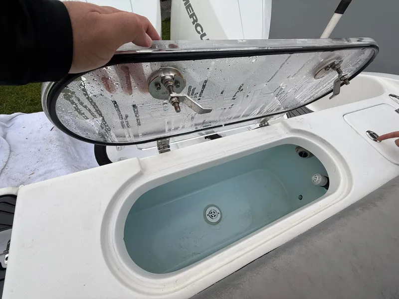 Slide: The Image of Sea Pro 259 Center Console 2020 - 17