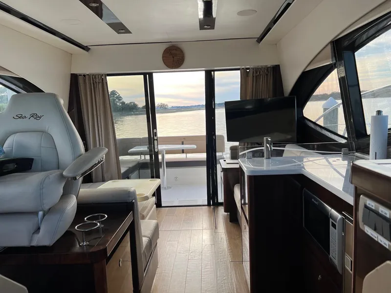 Slide: The Image of Interior of Sea Ray Sundancer 400 yacht, kitchen with wood finish, 2017 model. - 26