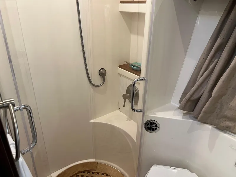 Slide: The Image of Bathroom of 2017 Sea Ray Sundancer 400 yacht. - 46