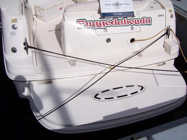 Slide: The Image of Sea Ray Sundancer 320 2003 - 1
