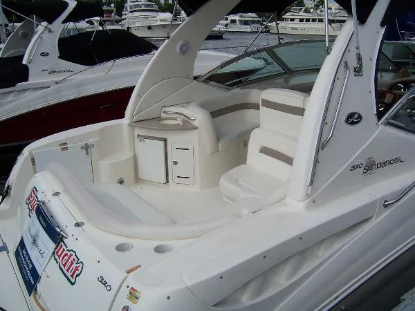 Slide: The Image of Sea Ray Sundancer 320 2003 - 6